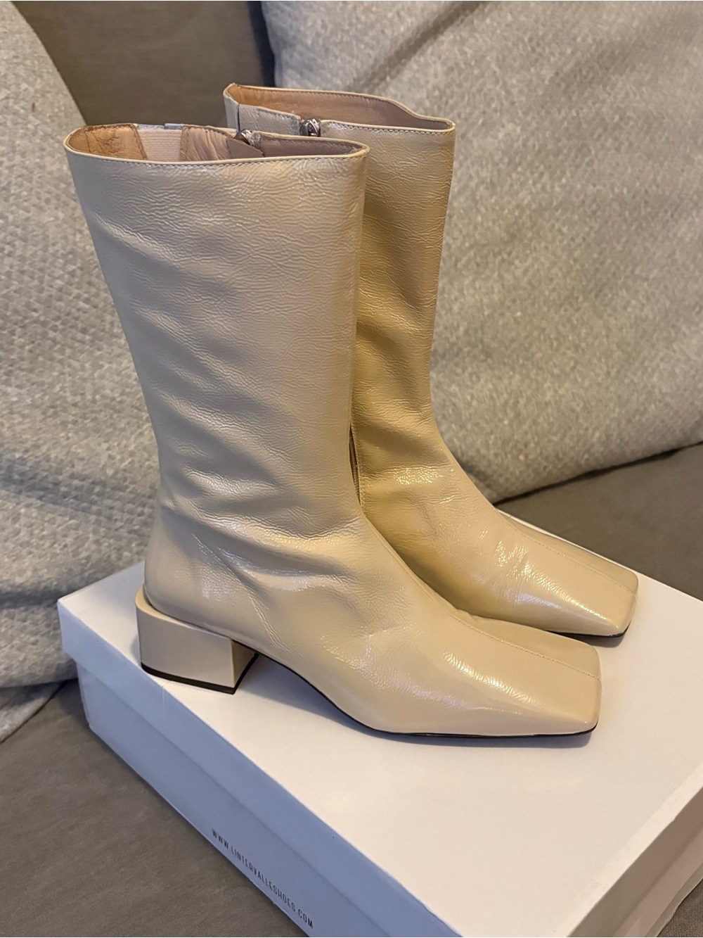 L’Intervalle Sinclair Cream Mid-Calf Block Heel Boots - size 39 (8.5-9) New